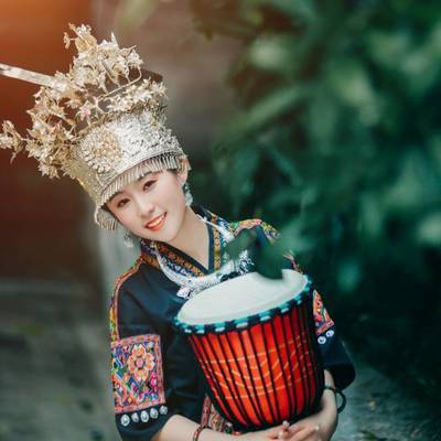 情绪模特