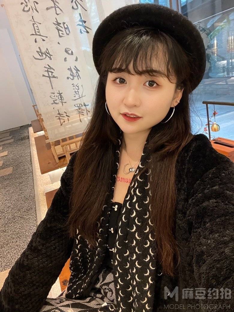 纪实模特