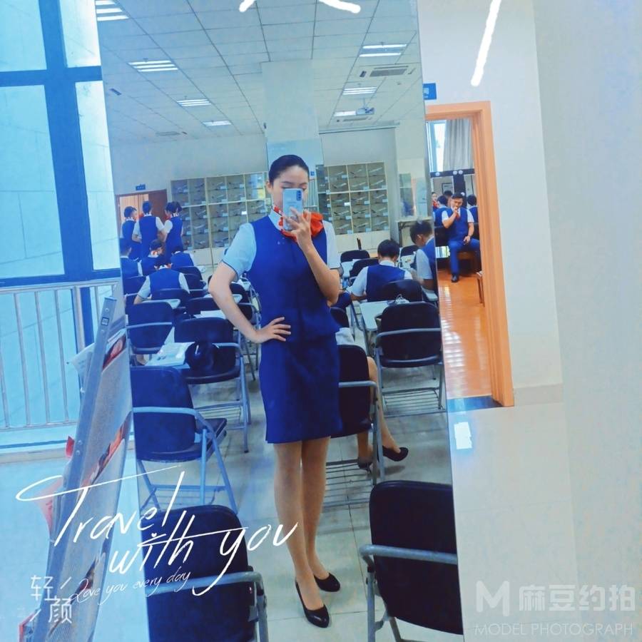 校园模特