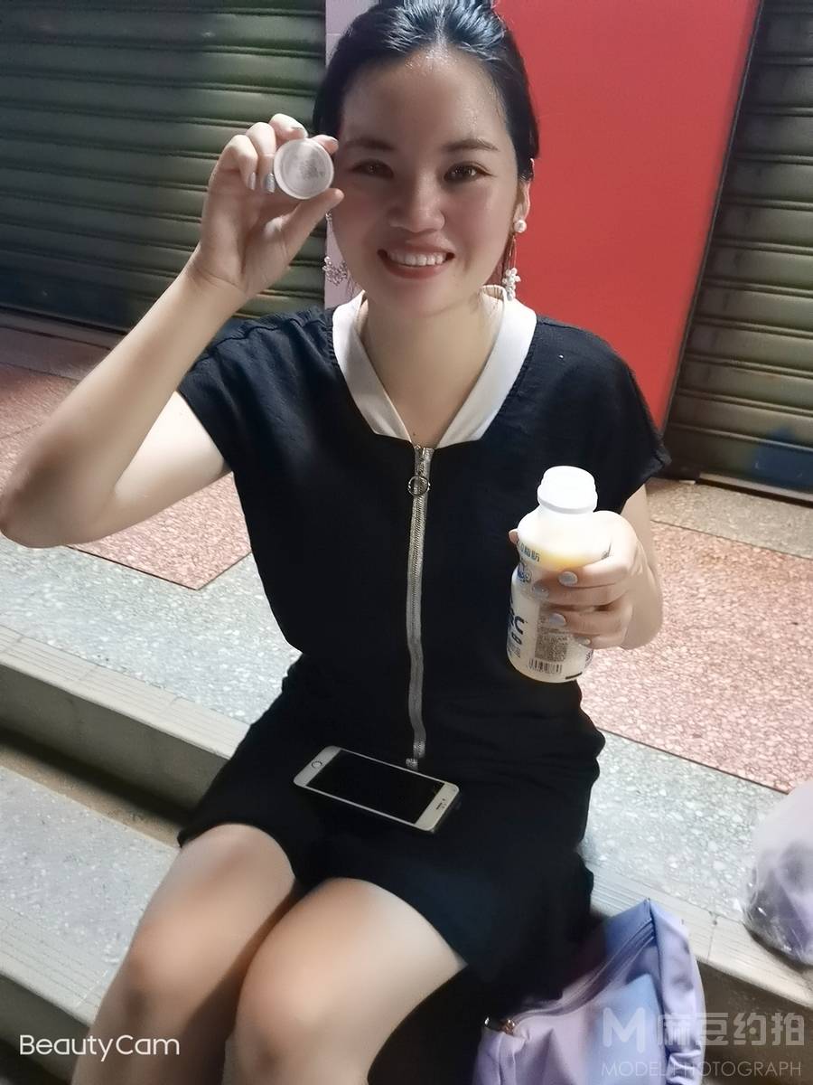 清新模特