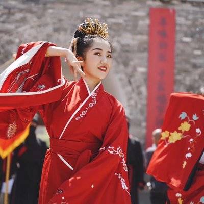 汉服模特