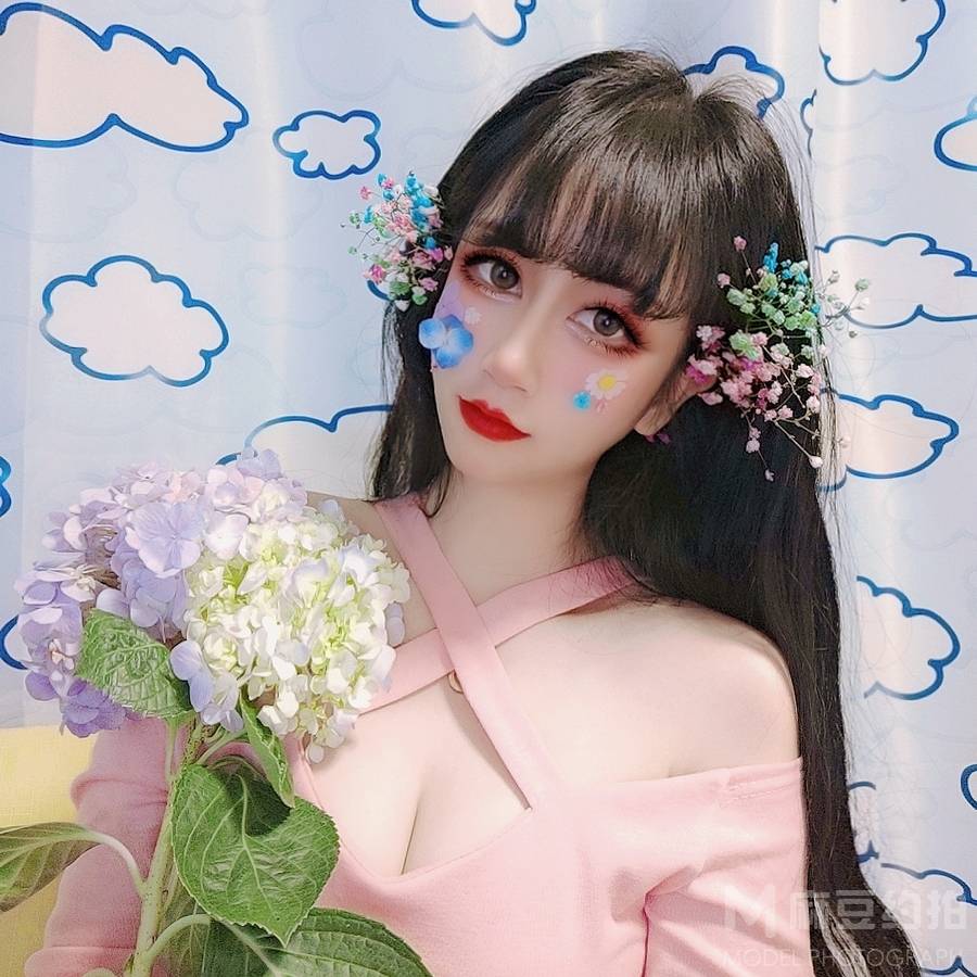 清新模特