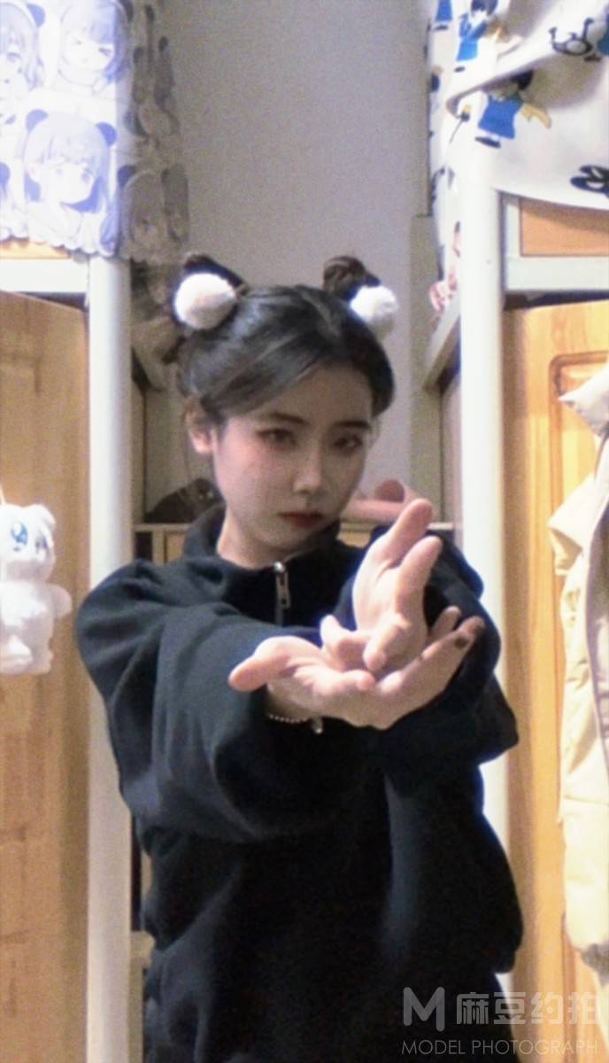 胶片模特