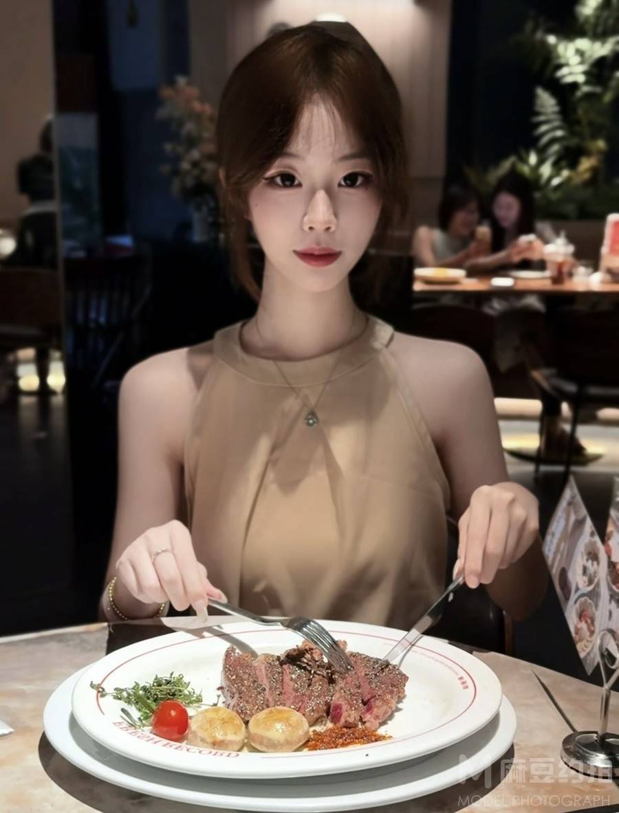 妆容模特