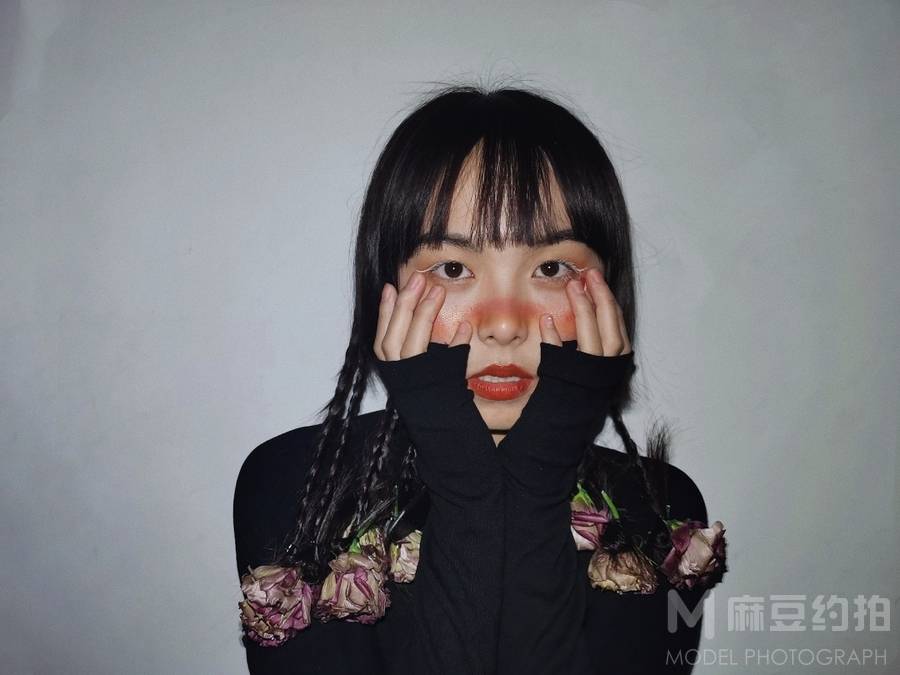 宝丽来模特