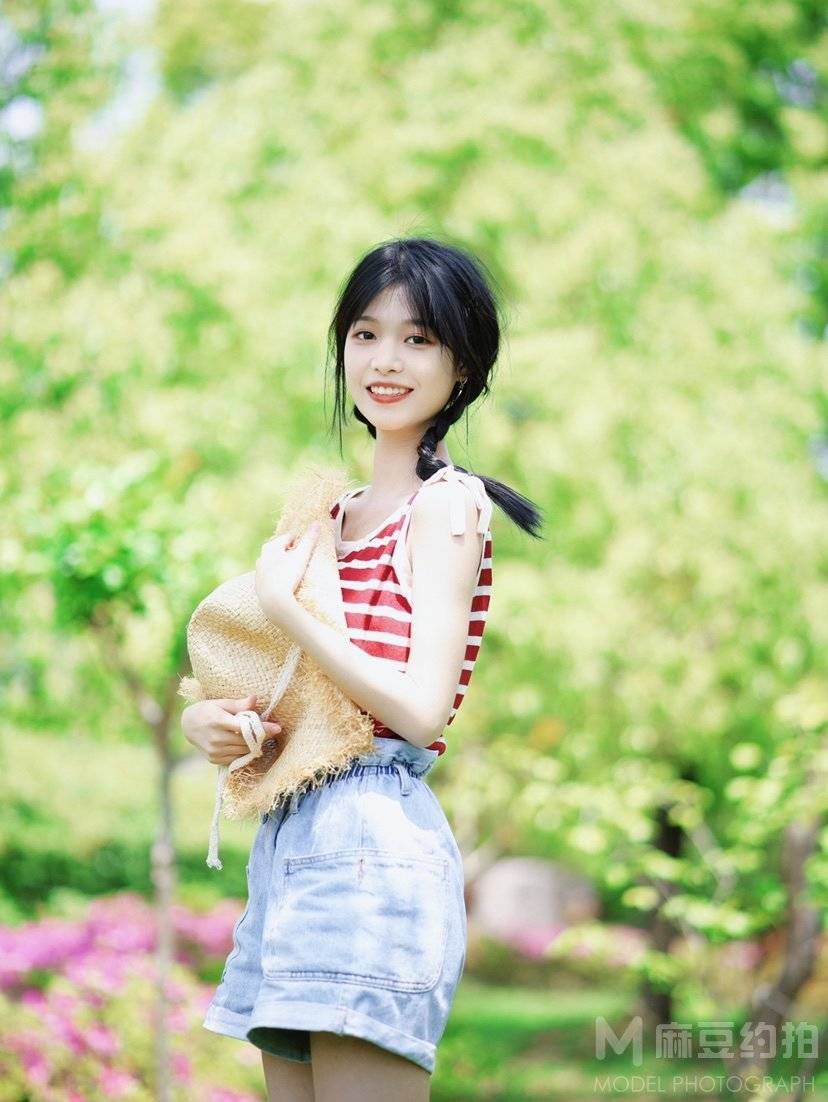 清新模特