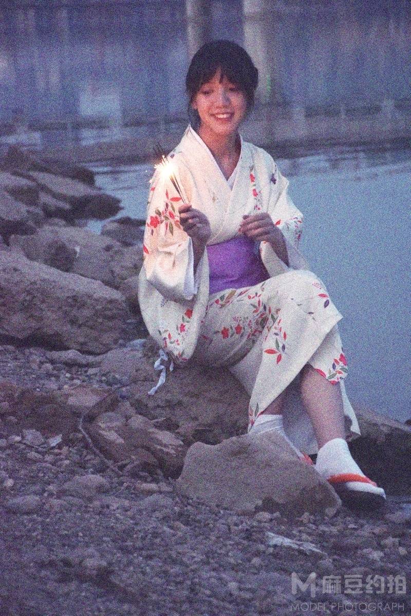 宝丽来模特