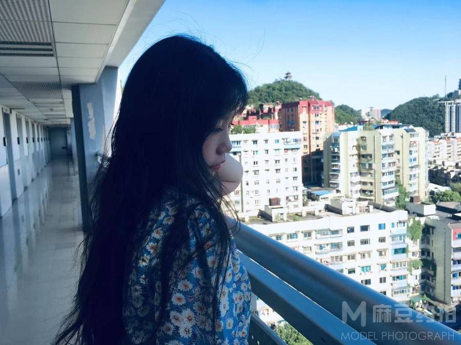 宝丽来模特