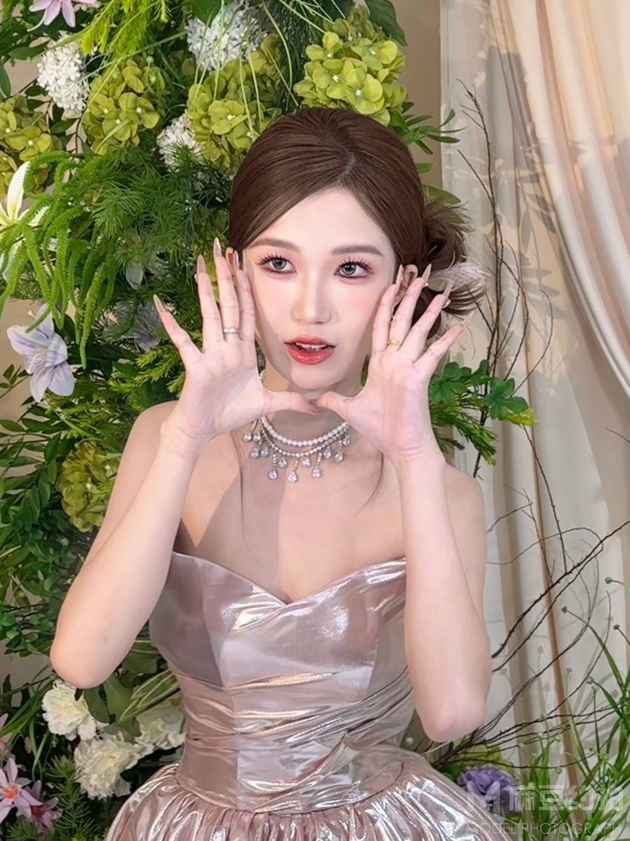 妆容模特