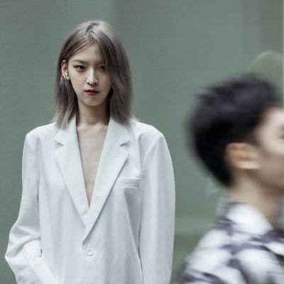 情绪模特