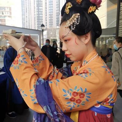 汉服模特