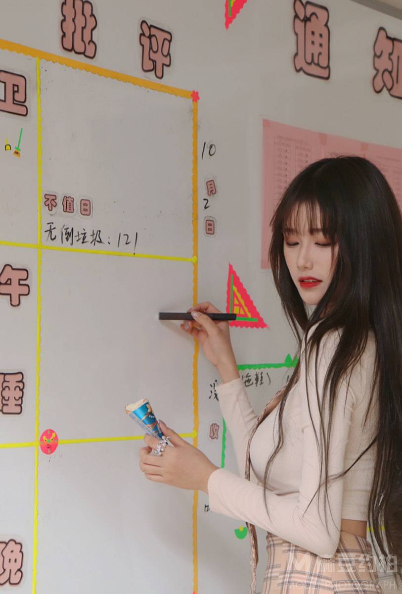 校园模特
