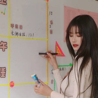 校园模特