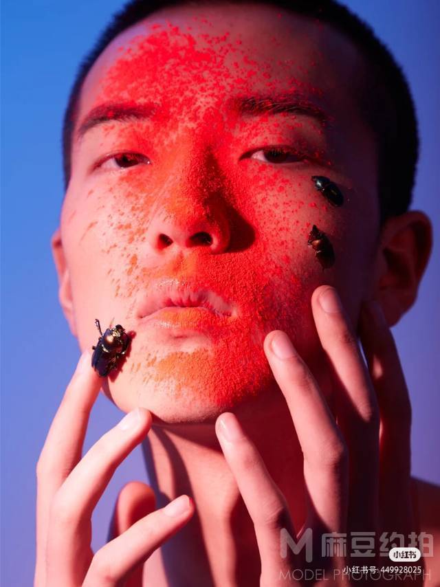 情绪模特