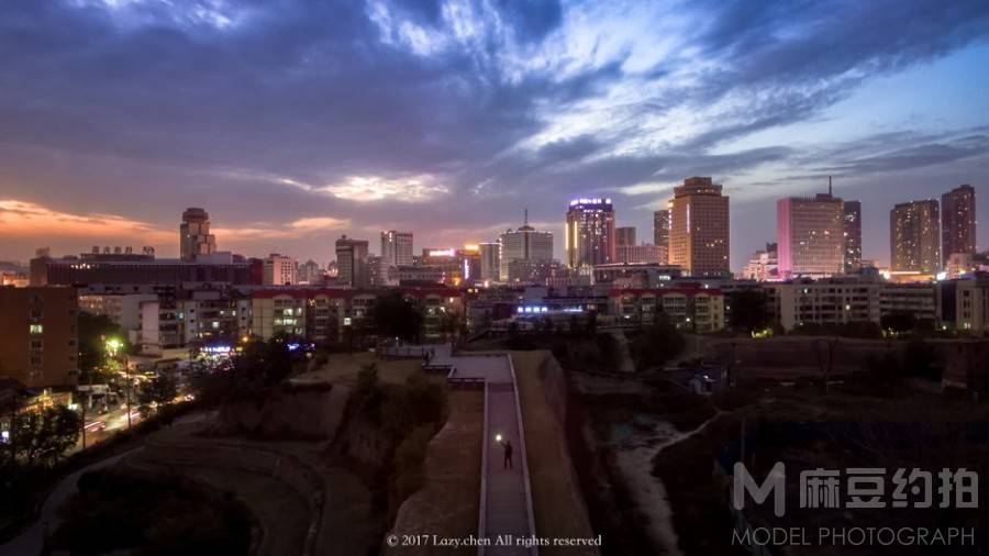 夜景模特