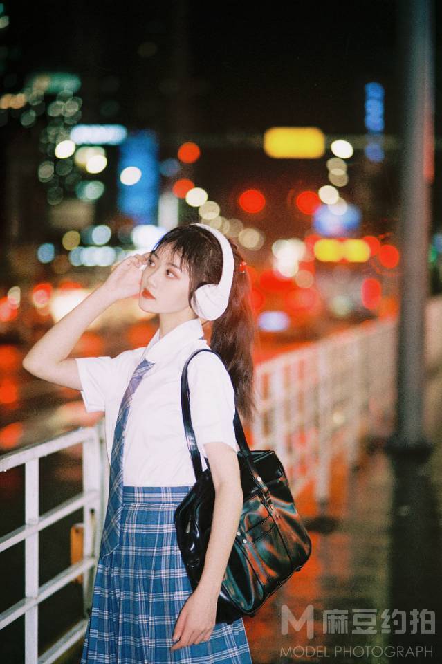 夜景模特