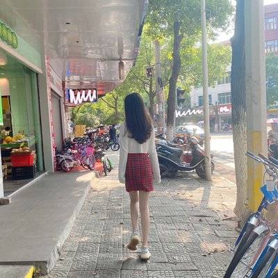 校园模特