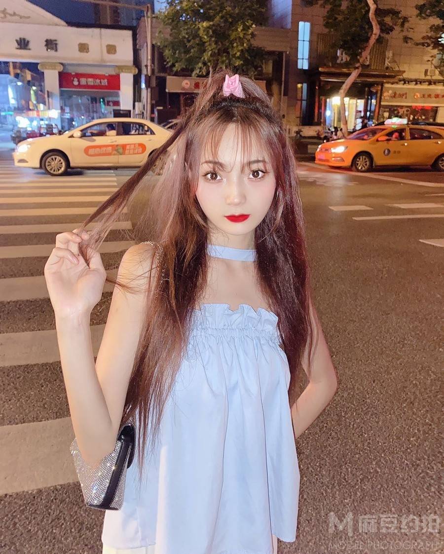 少女模特
