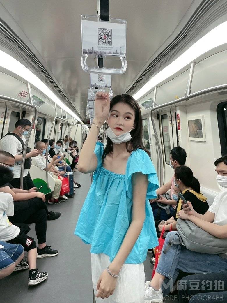 清新模特