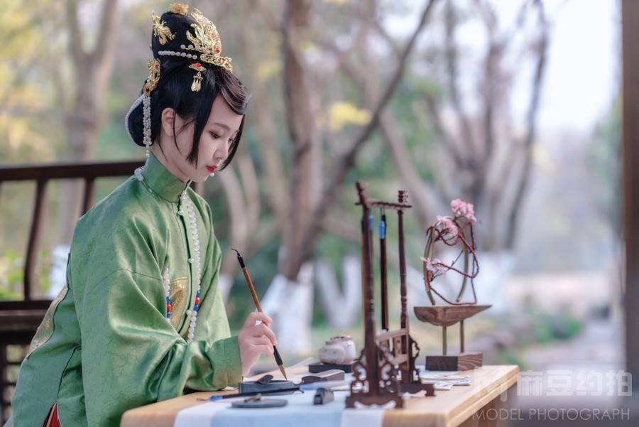 汉服模特