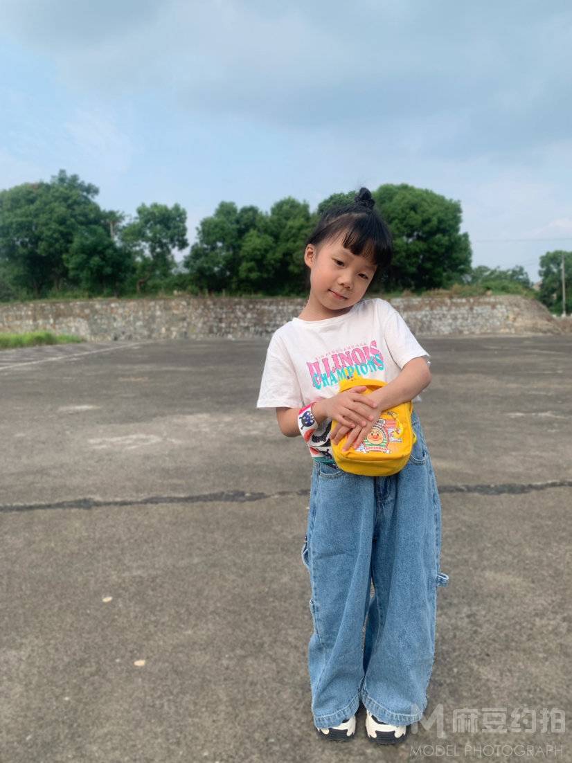 清新模特