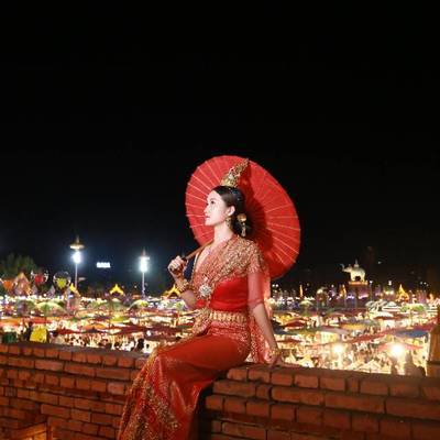 夜景模特