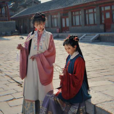 汉服模特
