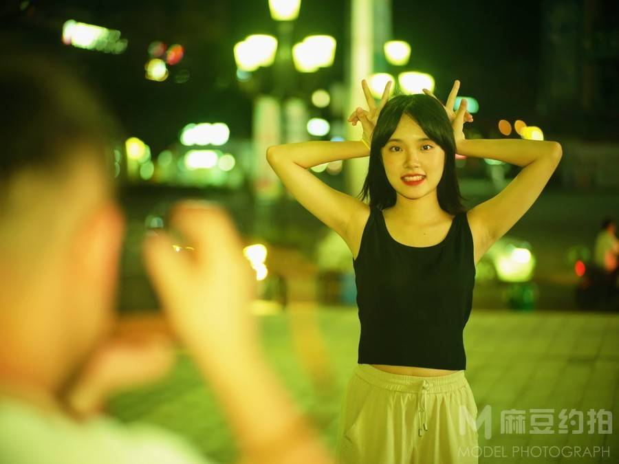 胶片模特