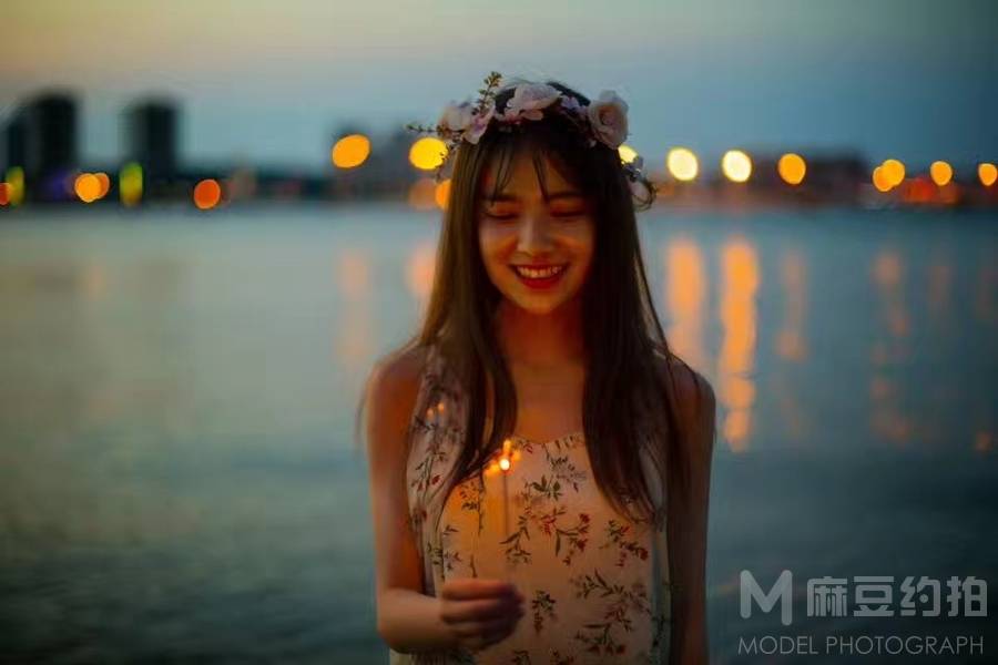 夜景模特