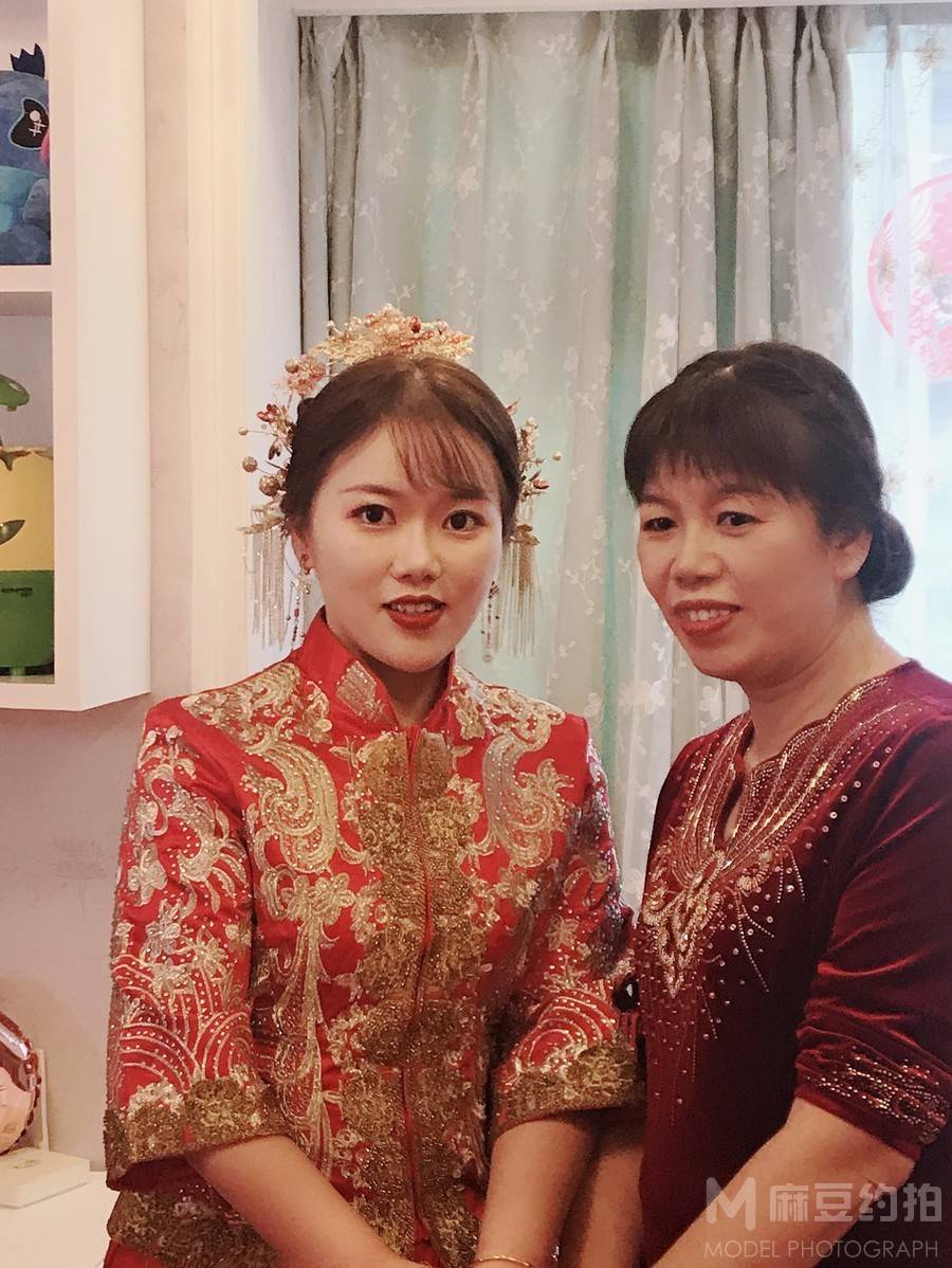妆容模特