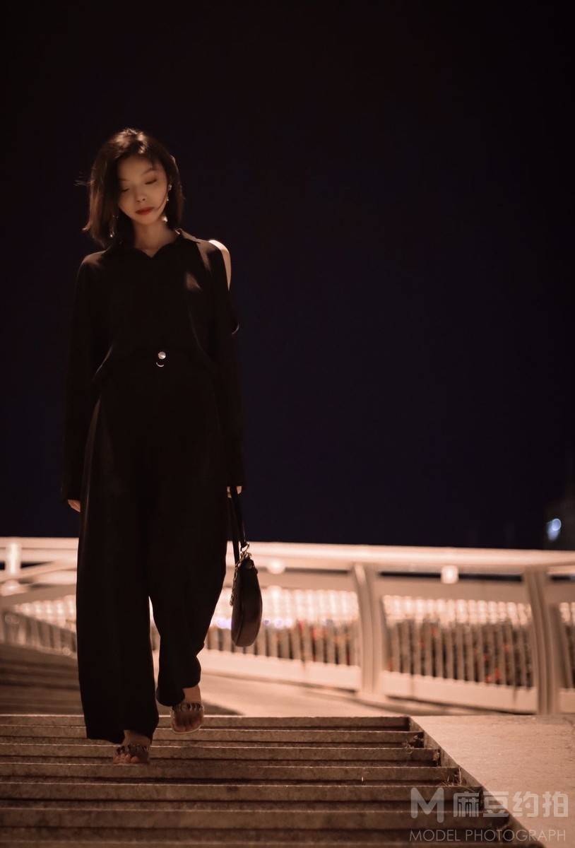 夜景模特