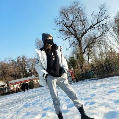 黑白模特