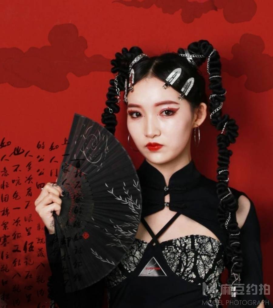 暗黑模特