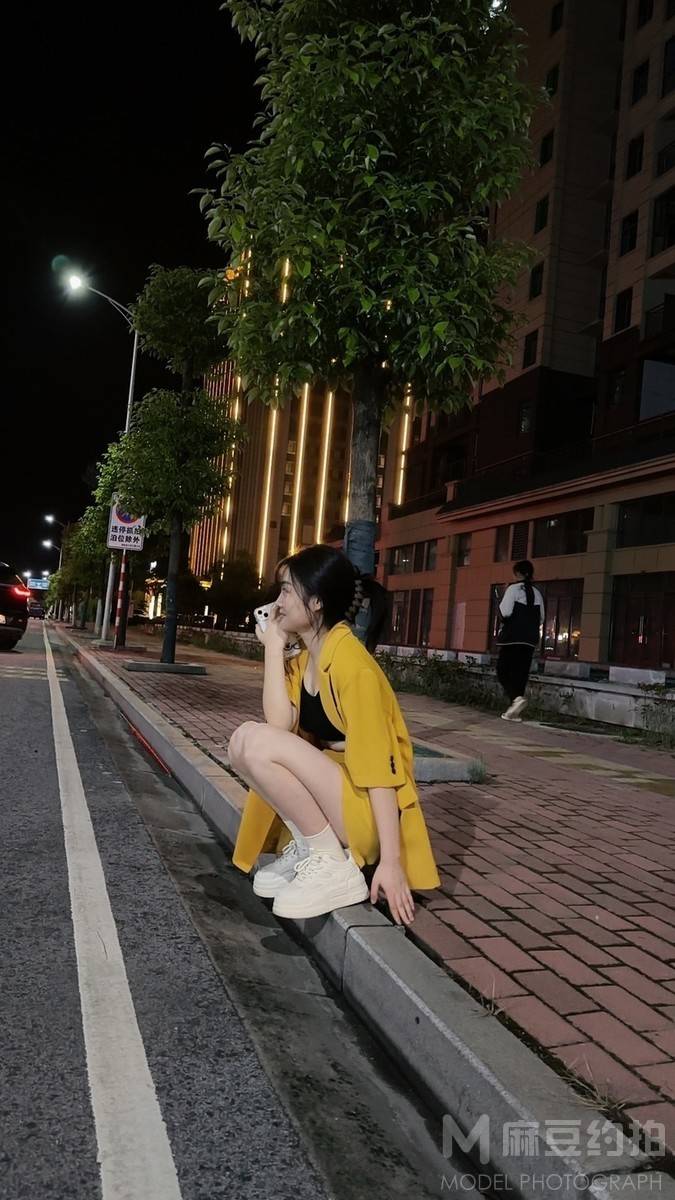 夜景模特