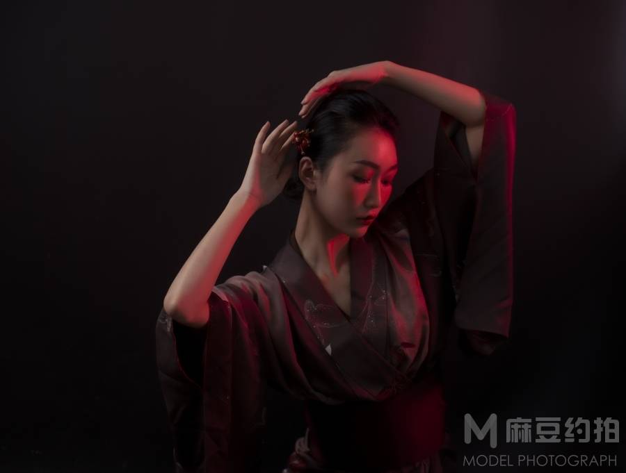 清新模特