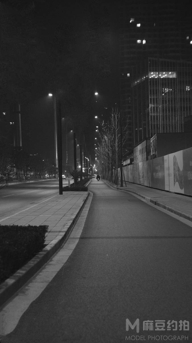 夜景模特