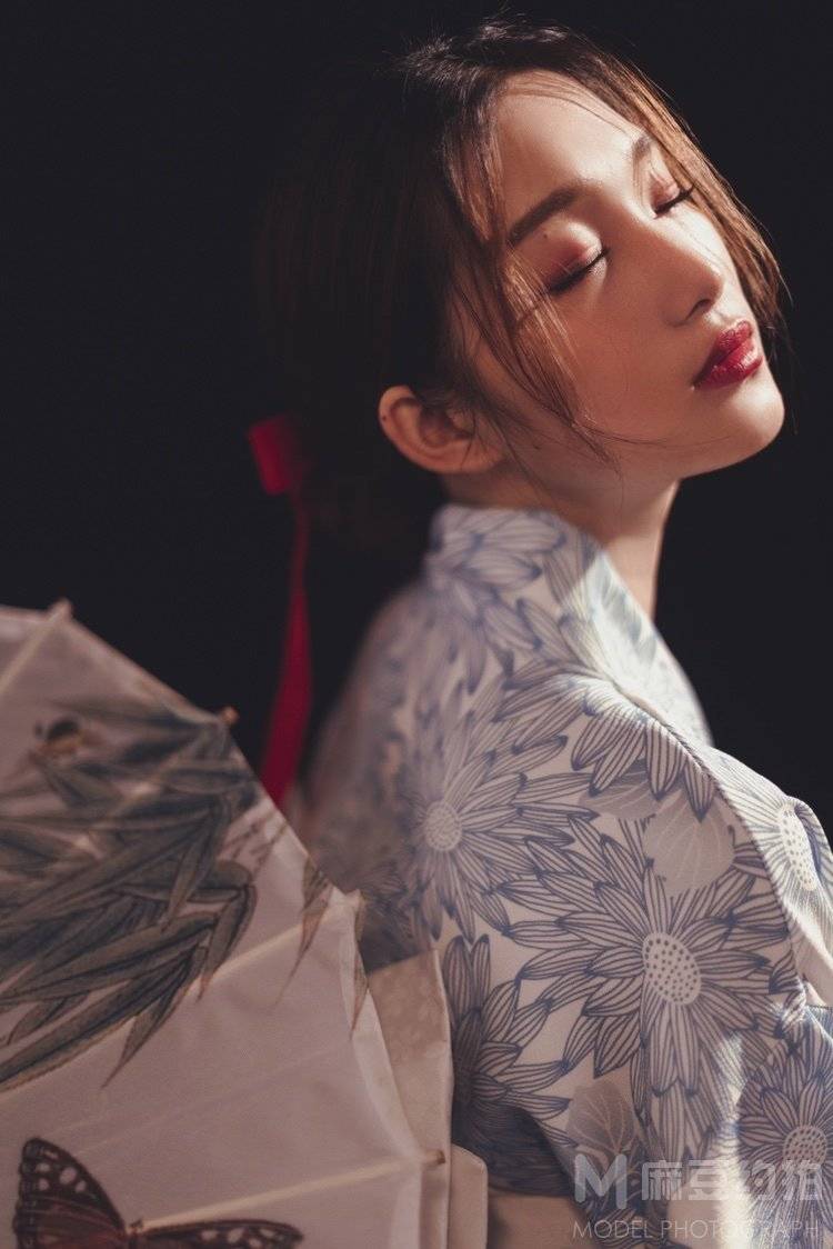 和服模特