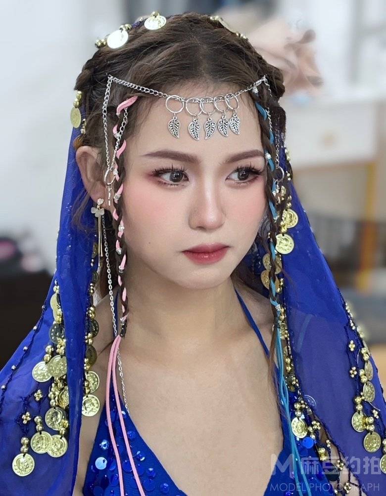 妆容模特