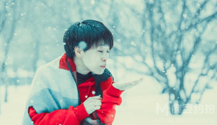 情绪模特