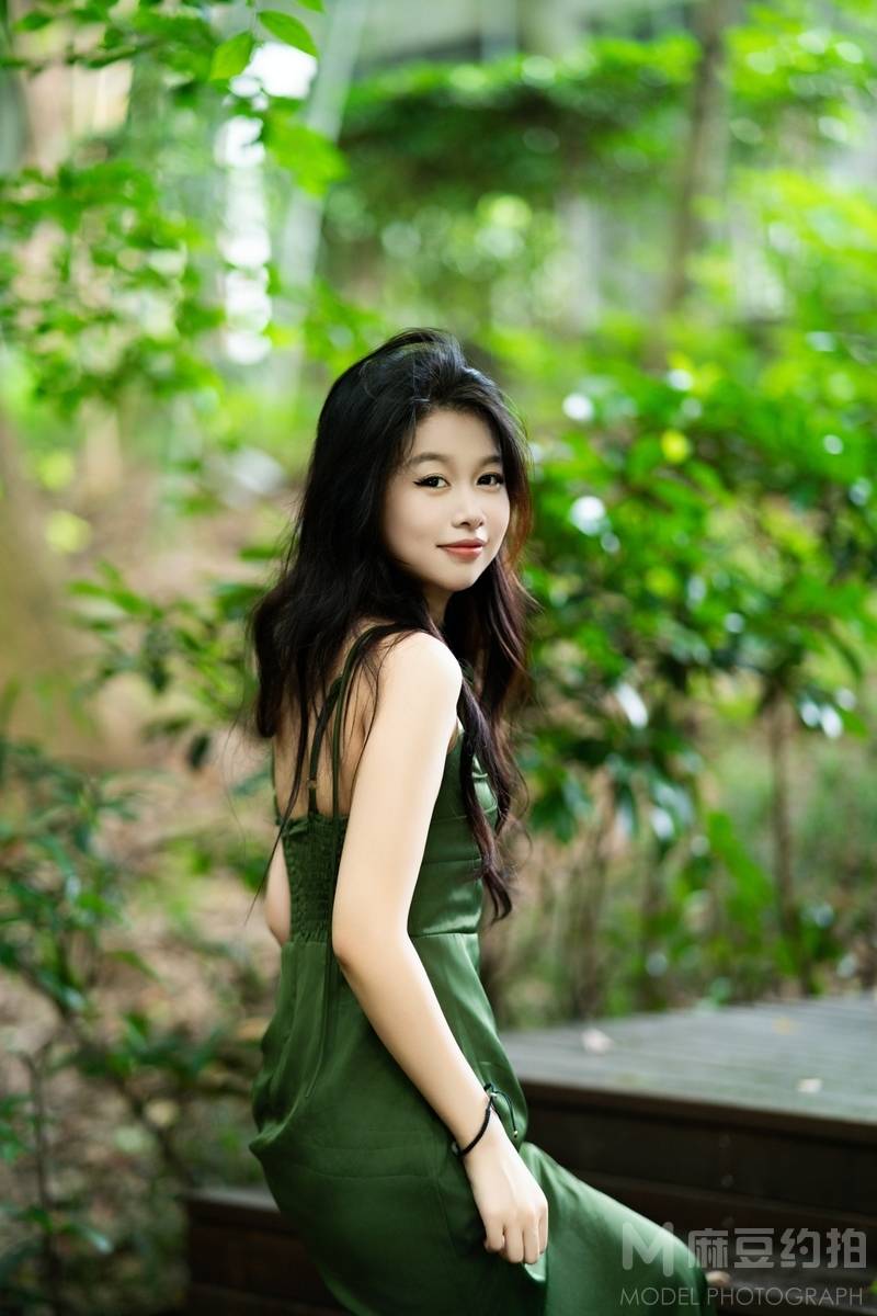 清新模特