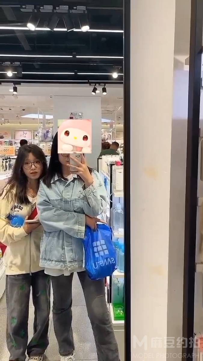 少女模特