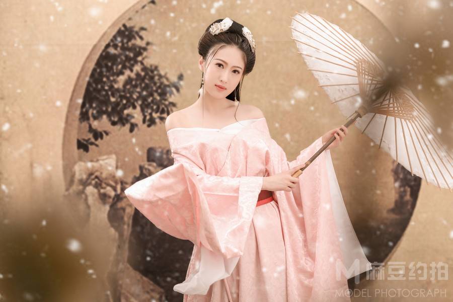 妆容模特