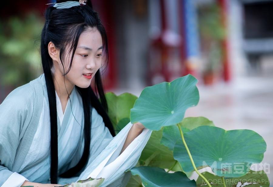 汉服模特