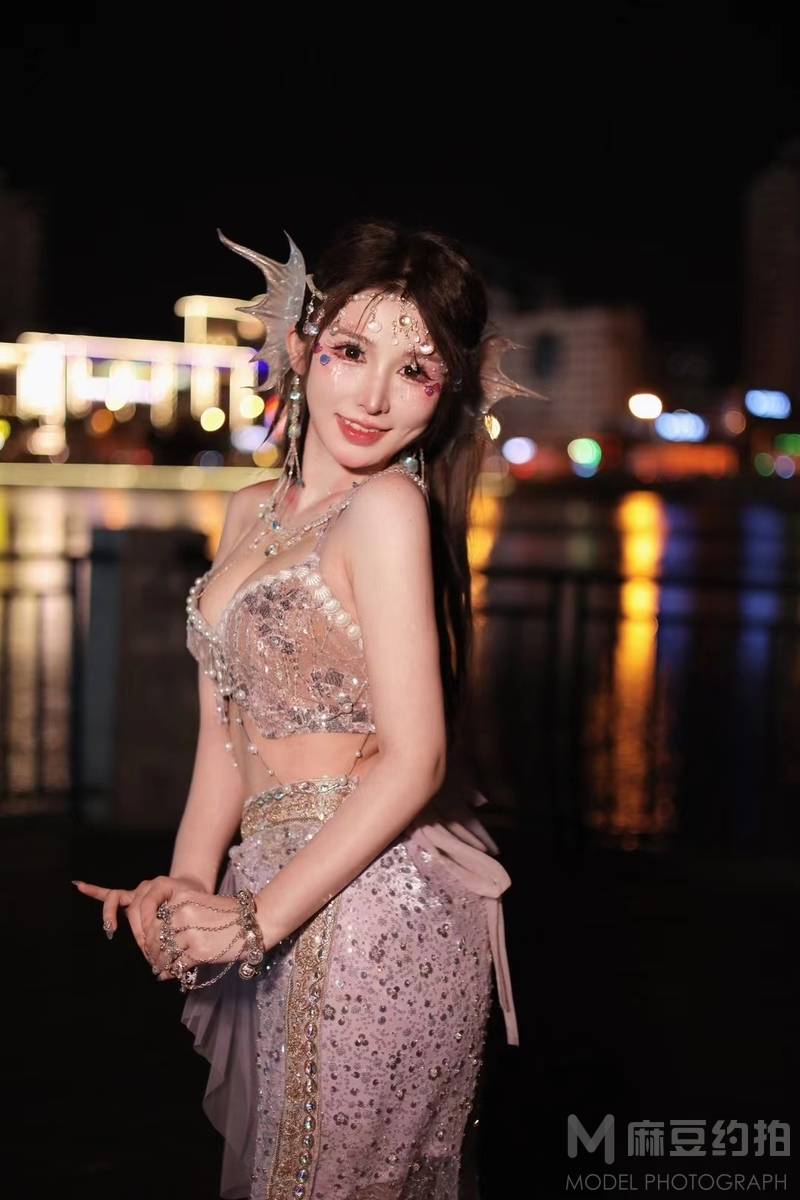夜景模特