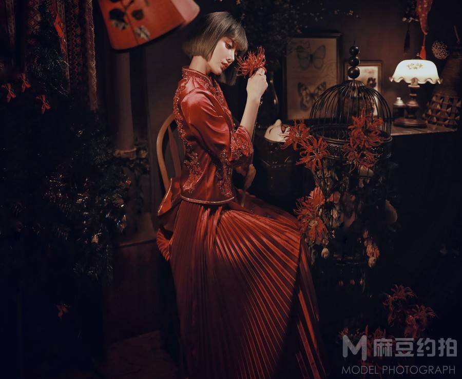 情绪模特