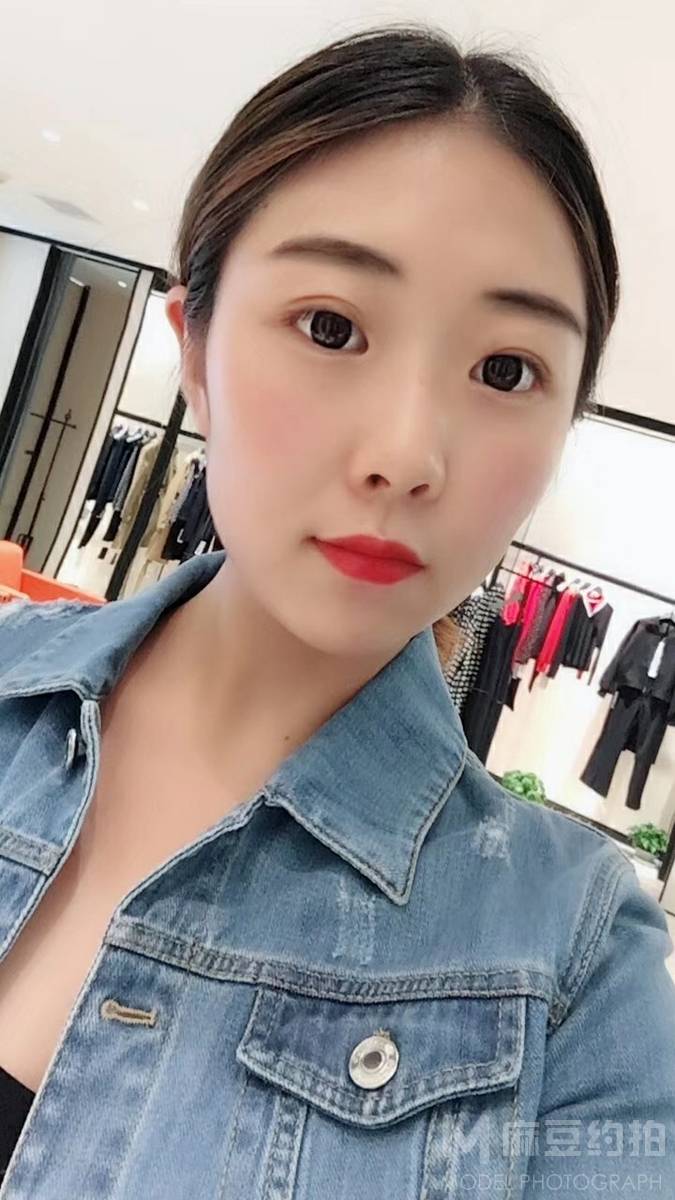 民国模特