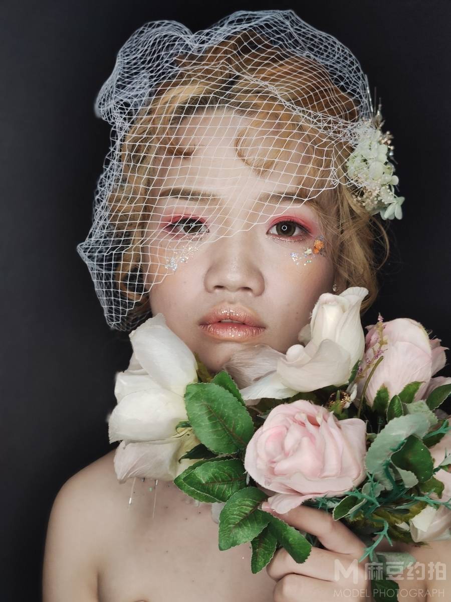 妆容模特