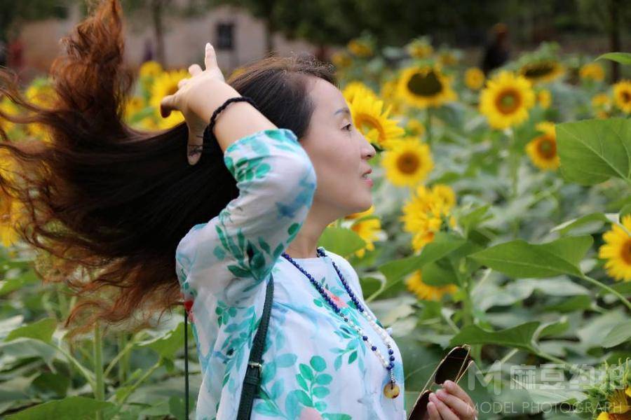 纪实模特