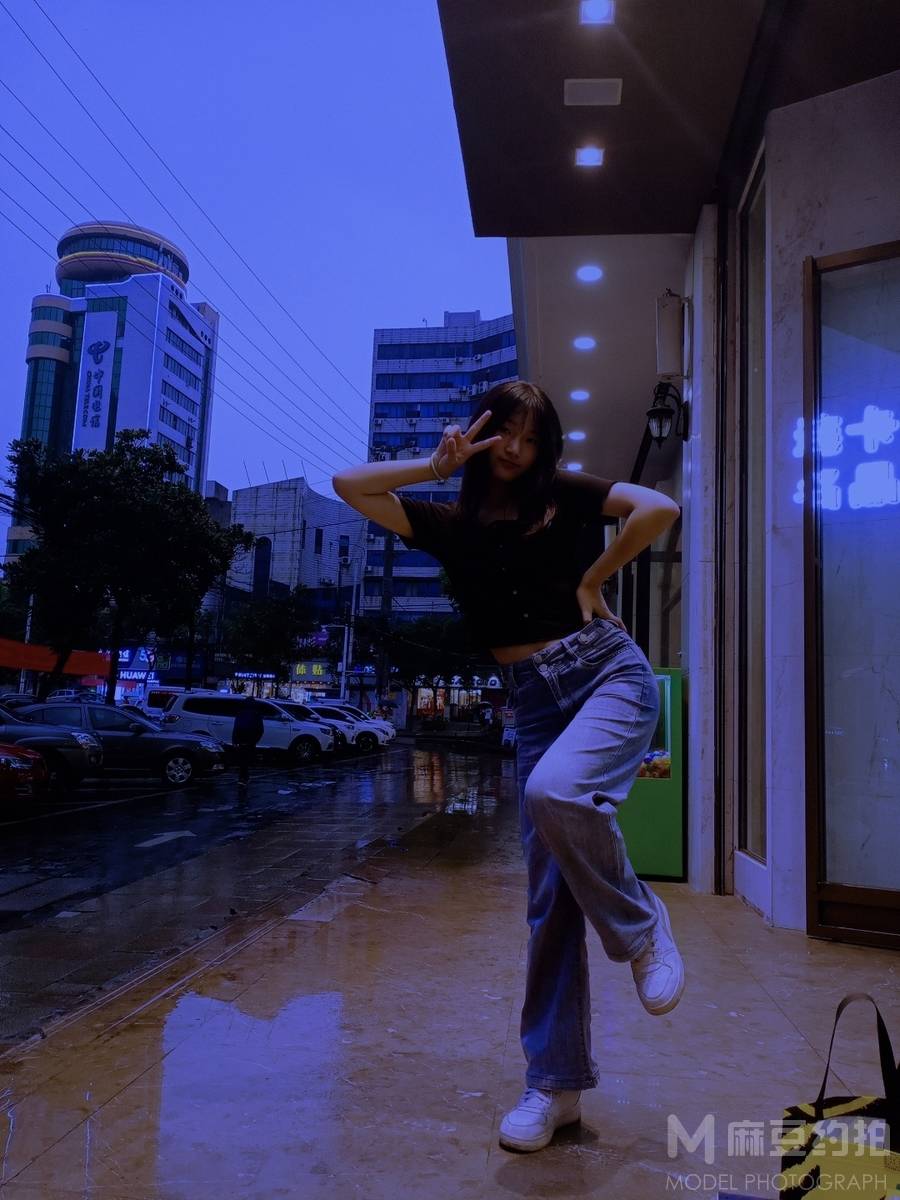 夜景模特