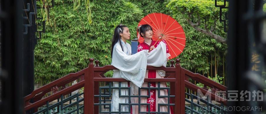汉服模特